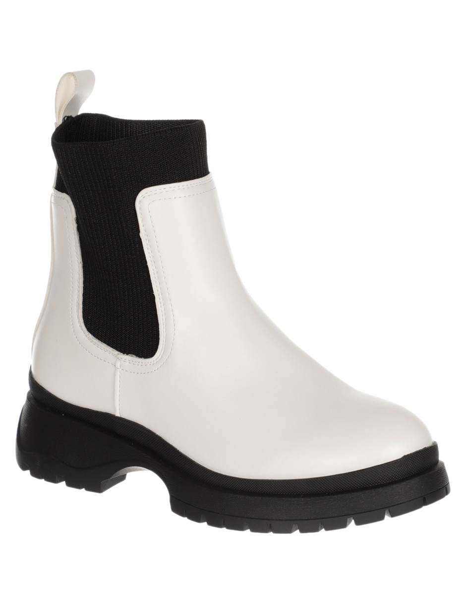 Bota arriba del tobillo para mujer
