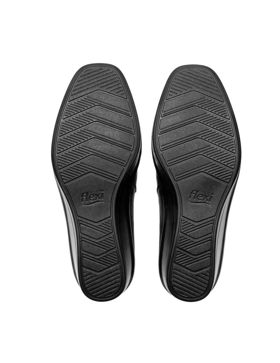 Zapato de piel para mujer