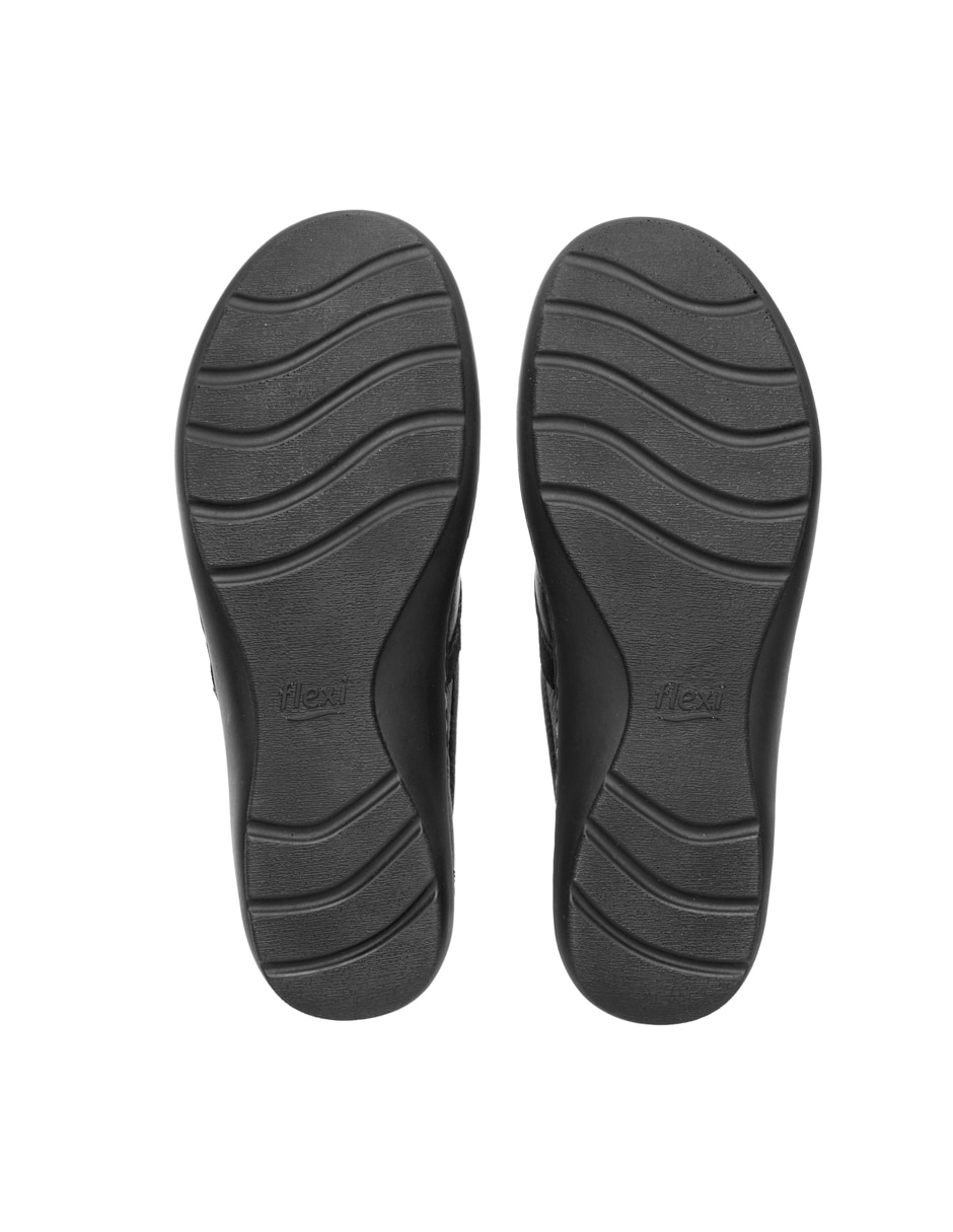 Zapato de piel para mujer