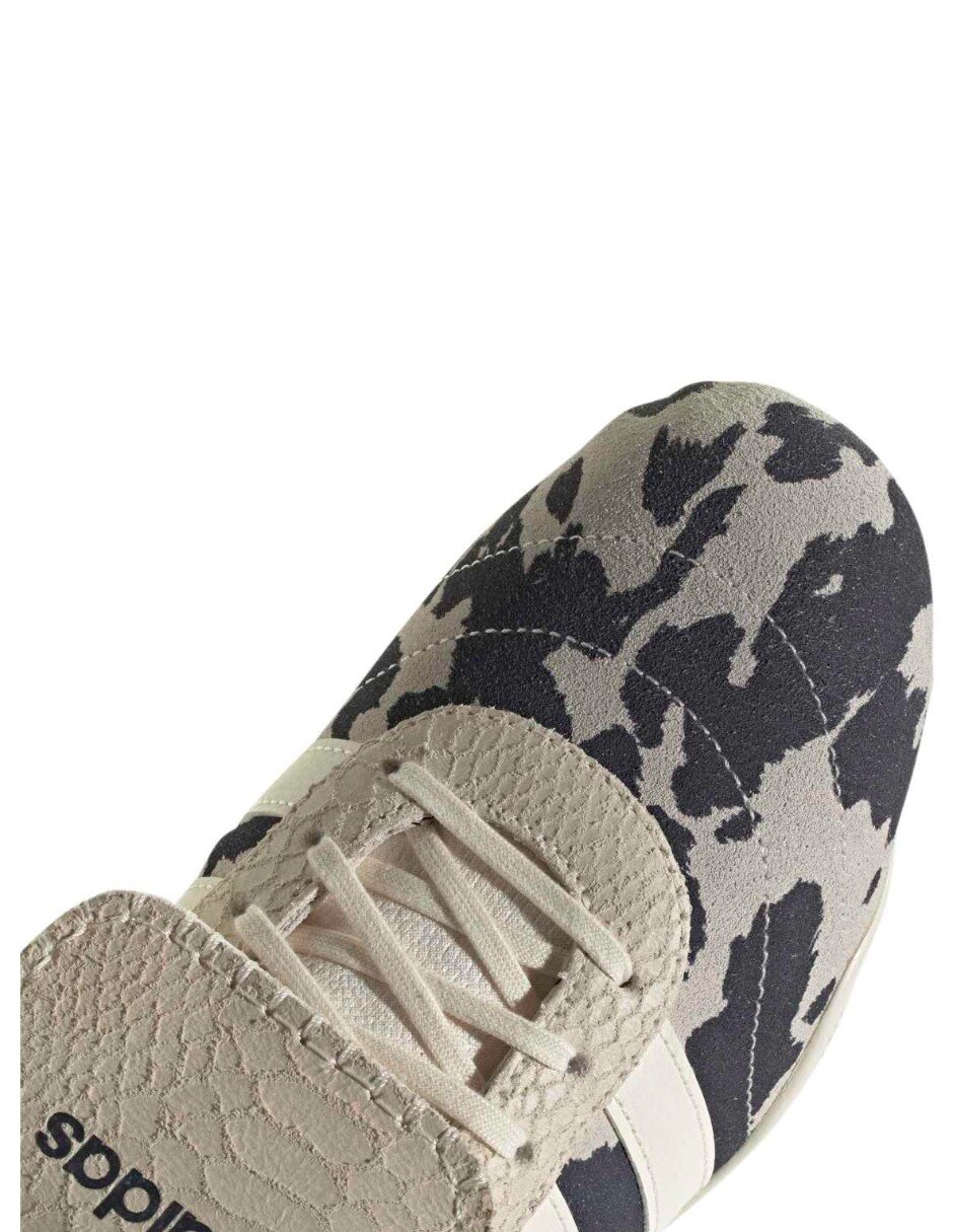 Tenis Grand Court Lo para mujer 9